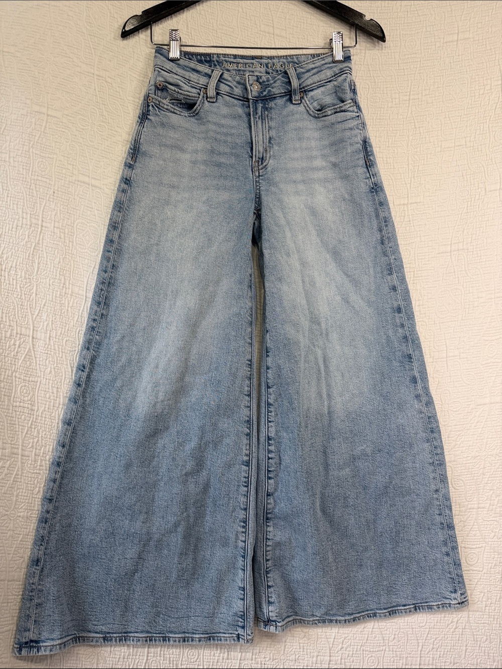 AE American Eagle A Line Jeans Women Size 00 R Wide Leg Distressed Stretch Denim